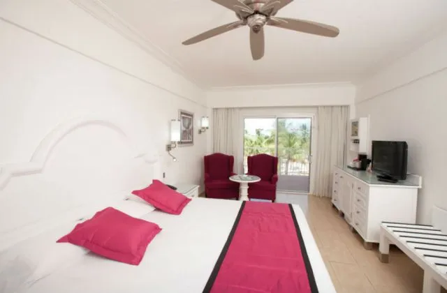 Riu Palace Macao Punta Cana room adults 1 large bed